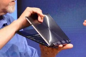 Asus Boss Shows Off Next Gen Transformer Prime Tablet