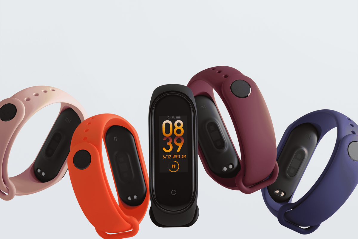 Xiaomi Mi Band 4 is updated with the ability to change the screen on time