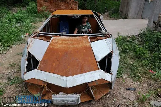Chinese villager builds homemade Lamborghini to deliver fertilizer!