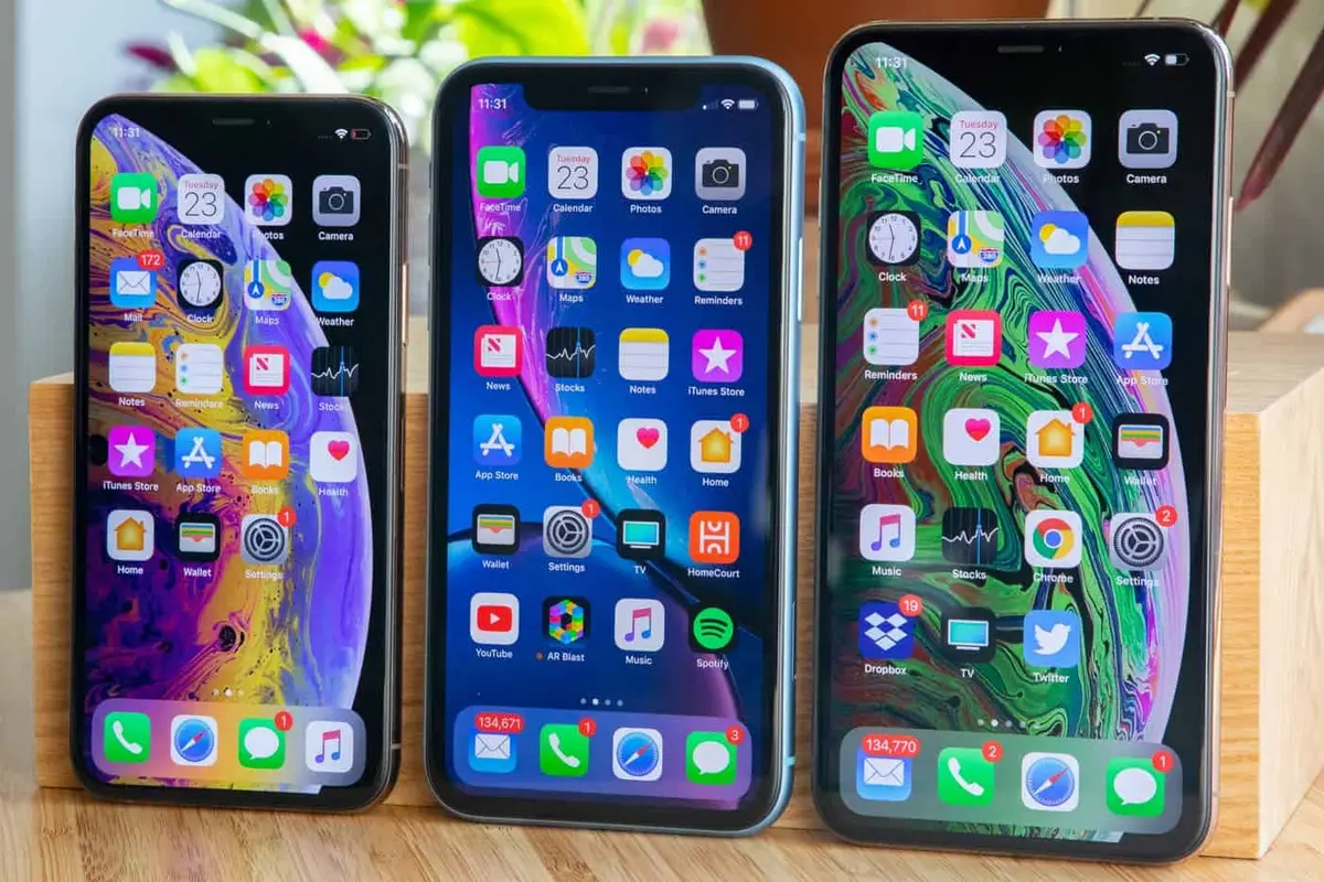 Selection of the best cheap refurbished iPhones to buy in 2022