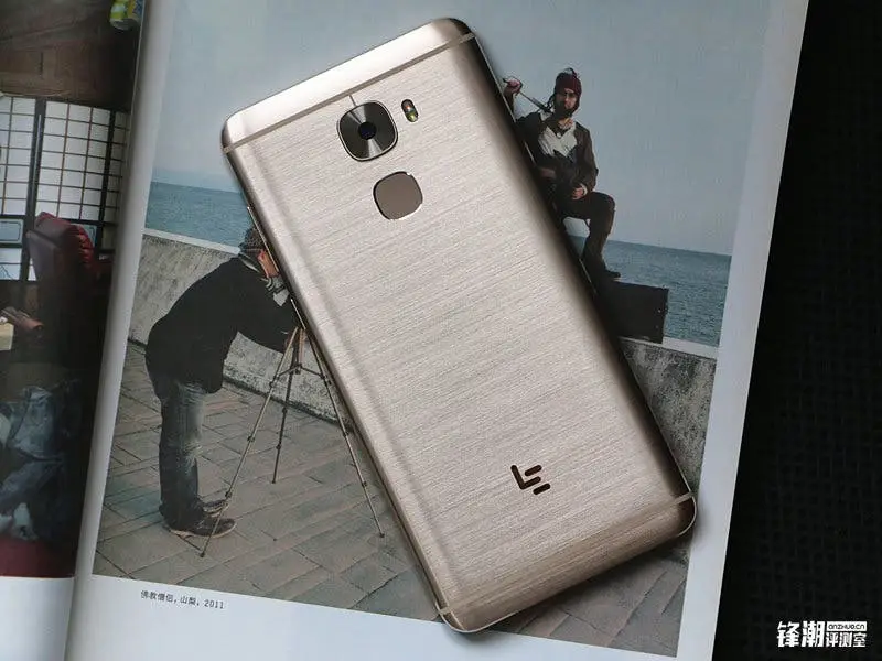LeEco Le Pro 3 sold out of 500,000 units in 15 seconds!