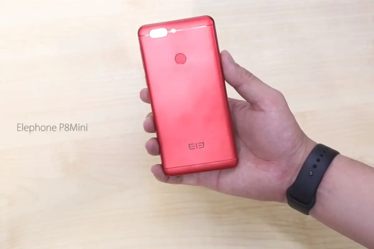 Watch: Elephone P8 Mini First Hands-On and Xiaomi Redmi Note 4 Comparison