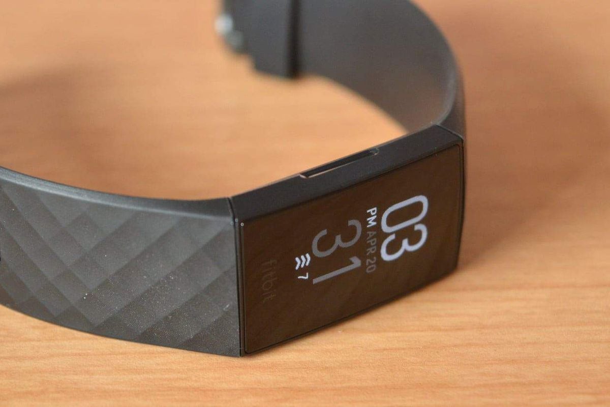 Fitbit Charge 4 update brings Dynamic GPS and Smart Wake Alarms