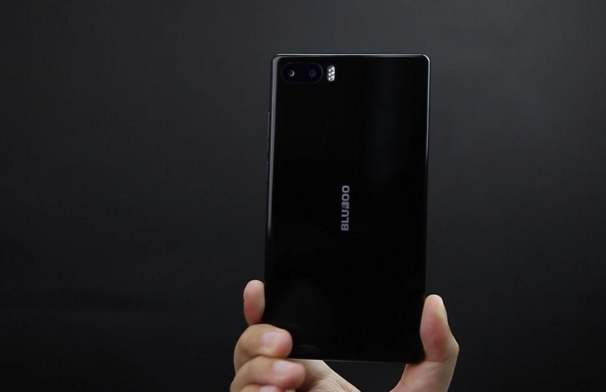 BLUBOO S1 Official Hardware and Features Tour of the Full-Screen Phone (Video)