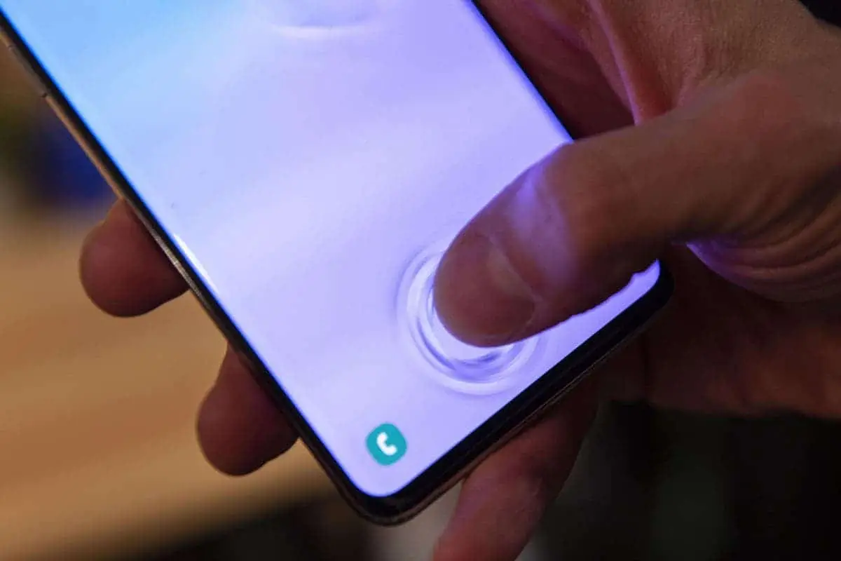 Samsung Devices Have Unpatched Vulnerability That May Leak Your SMS