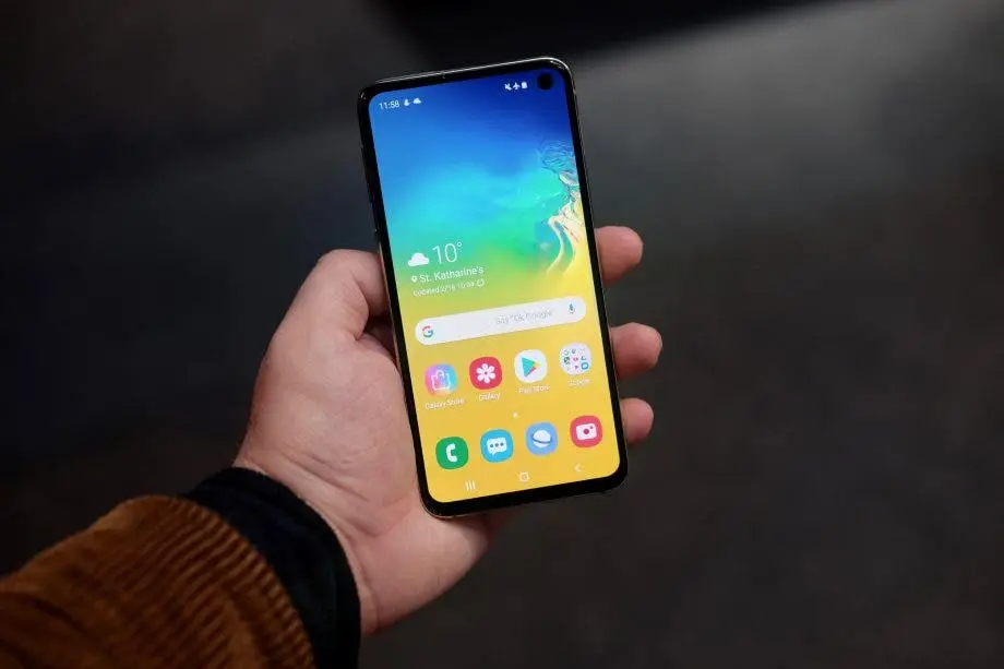Samsung tries again: new update for the Galaxy S10, hoping it's the "right" one