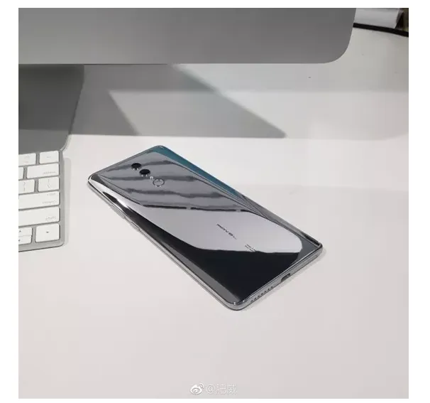 Honor Note 10 with CPU Turbo, 5000mAh battery and liquid cooling announced