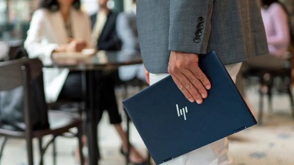 HP Elite Dragonfly 13-inch Laptop Launched Along With HP S430c and E344c Curved Monitors