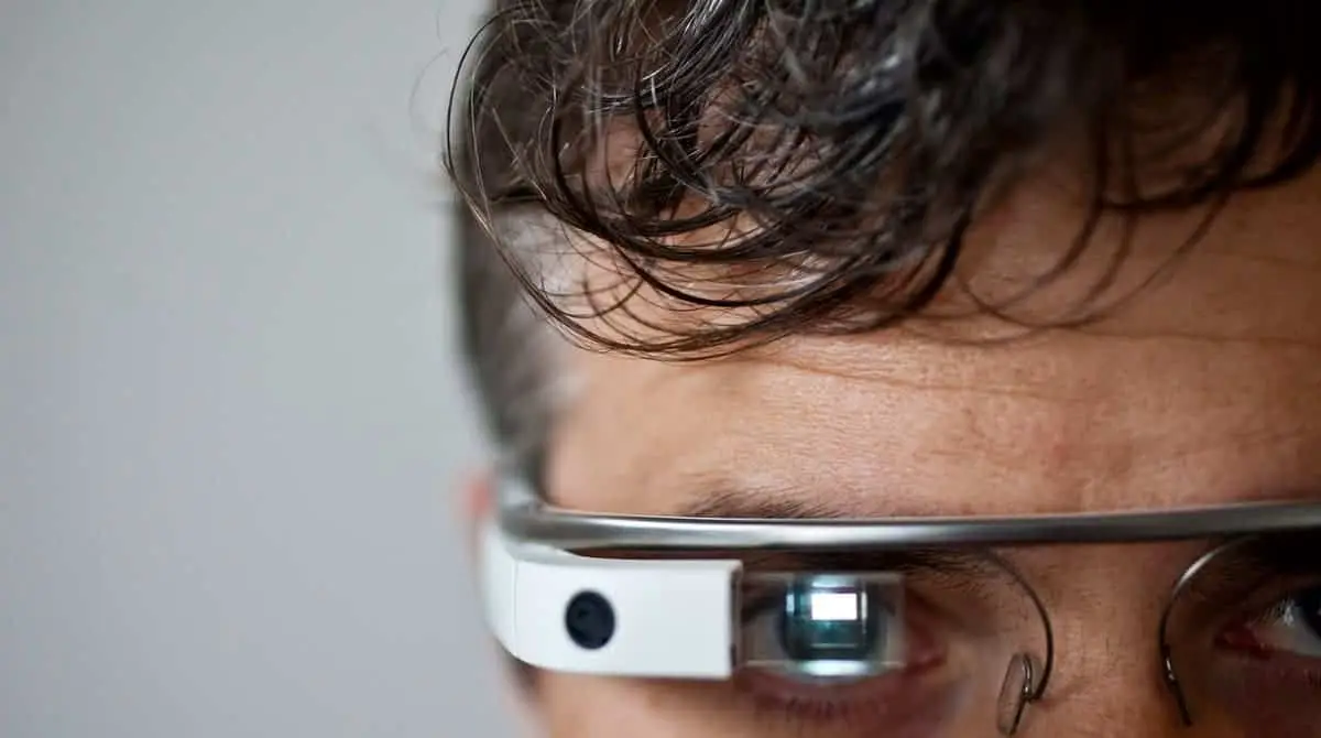 Google is working on new smart glasses for augmented reality
