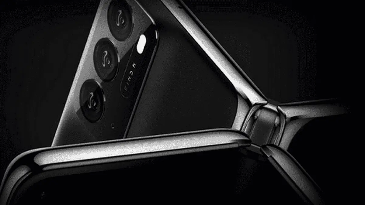 Oppo certified three designs for smartphones with rear displays