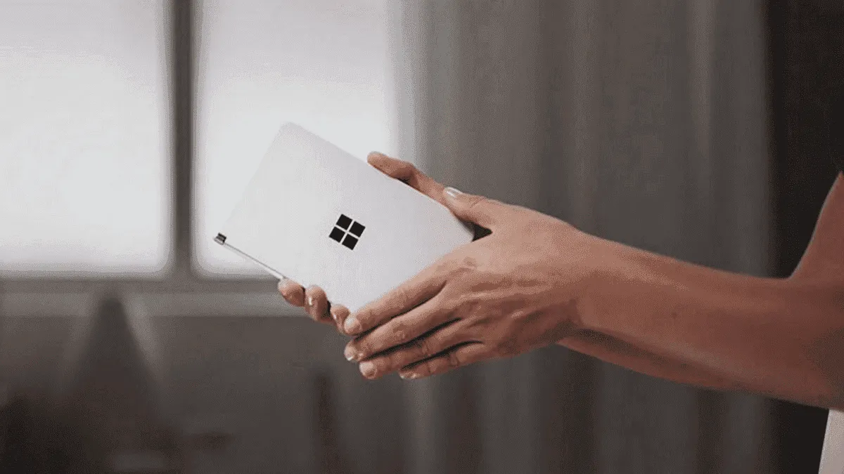 Microsoft Surface Duo receives Android 11 right in time for Android 13 reveal