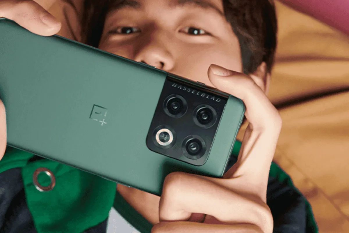 A new OnePlus 10 with a Snapdragon 8 Gen 1 SoC will be released soon