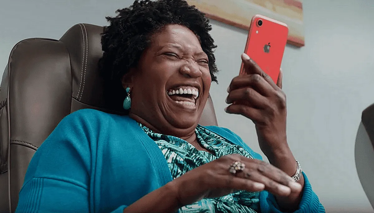 Brazil wants Apple to stop selling iPhones without charger