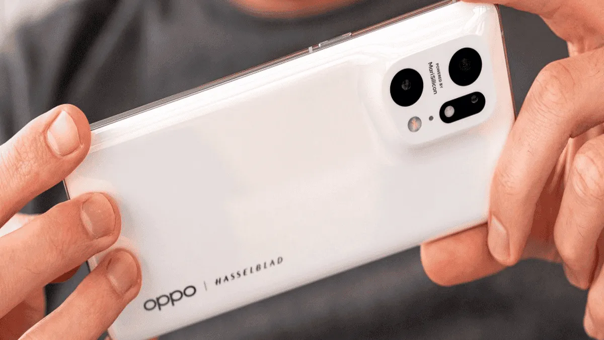 Oppo Find X6 Pro camera details pop out in the wild