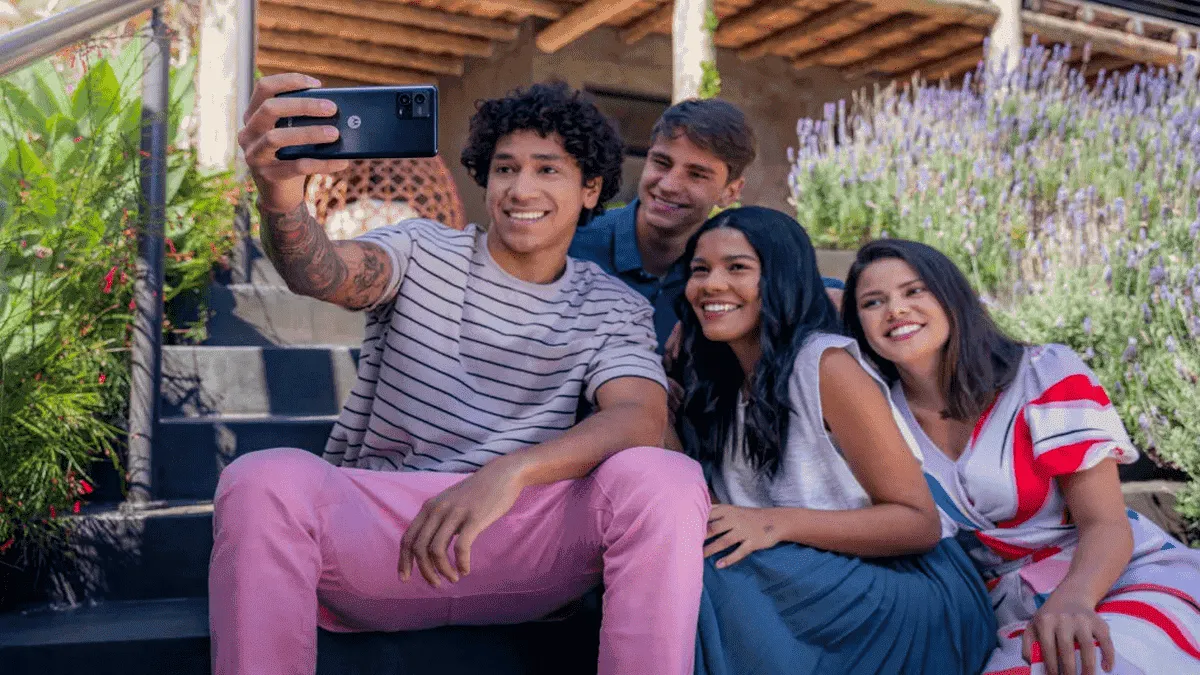 New Motorola smartphone get 3C certification - supports 68W fast charging