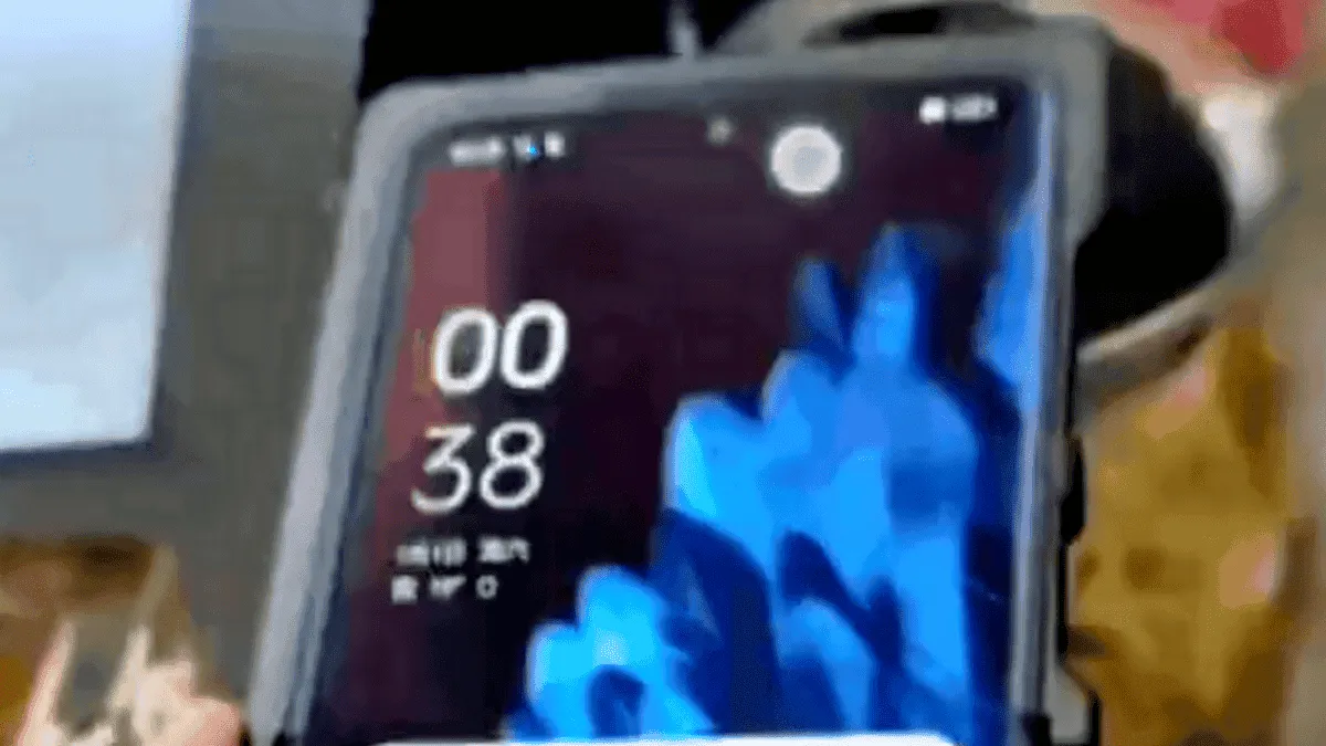 Oppo Find N2 Flip leaks in the wild