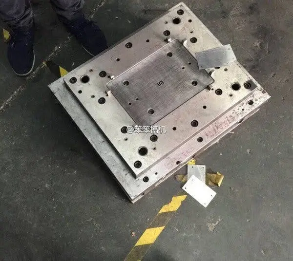 This mould could be from the Xiaomi Laptop