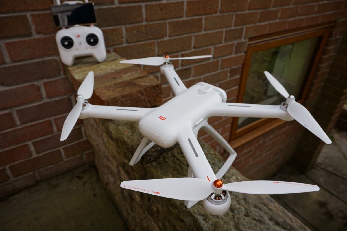 Unboxing and first impressions of the Xiaomi Mi Drone