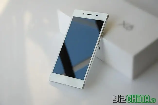 5-inch iOcean X8 mini spy photos break cover