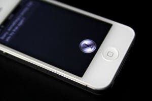 Siri Ported To iPhone 4: Video