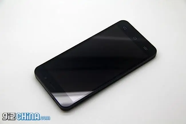 JiaYu G4 Vs. UMi X1s