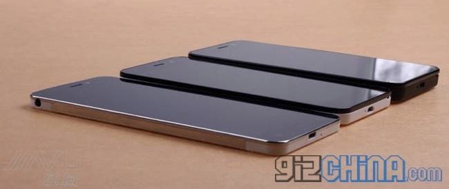 JiaYu S2 pictured alongside the JiaYu G4