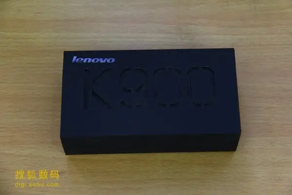 Lenovo K900 Unboxing and hands on photos
