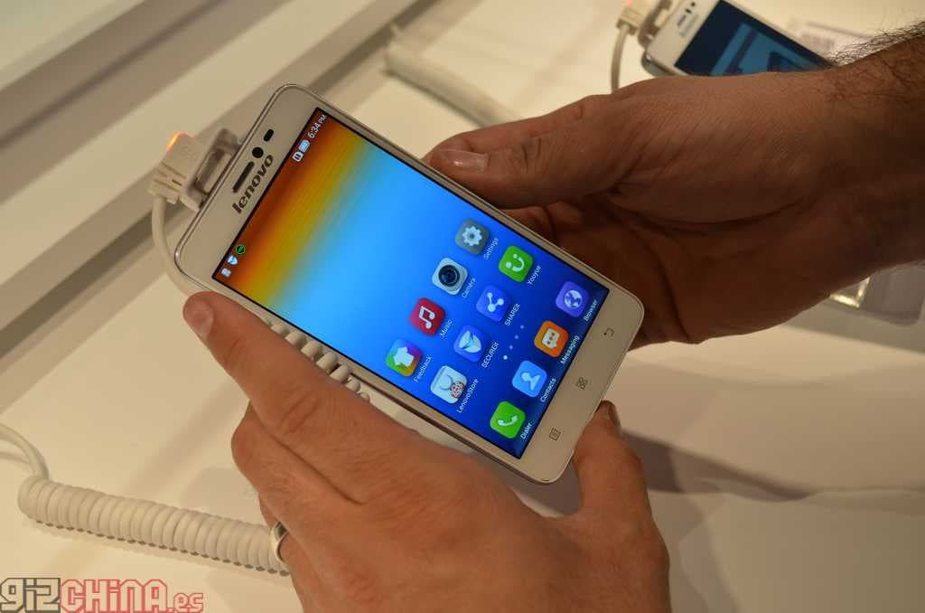 MWC: Hands on with the all glass Lenovo S850