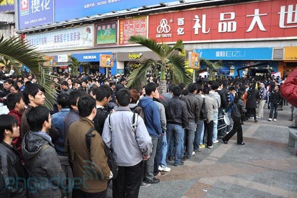 China’s Telecom Association Claims Meizu M9 Launch Day Queues Were Staged