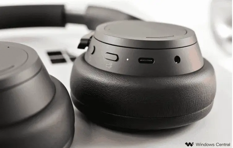 Microsoft Surface Headphones 2+ With No Bluetooth Support Coming This Month