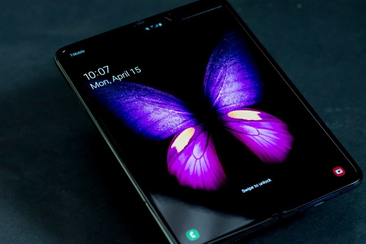 Samsung Galaxy Fold 2 will feature bigger display and two new color options