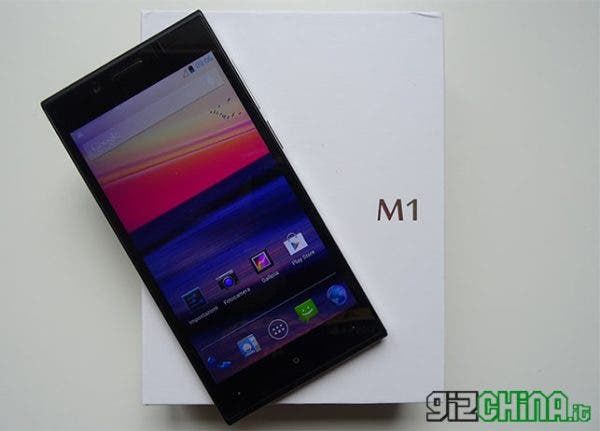 Hands on with the Neo M1 dual OS smartphone