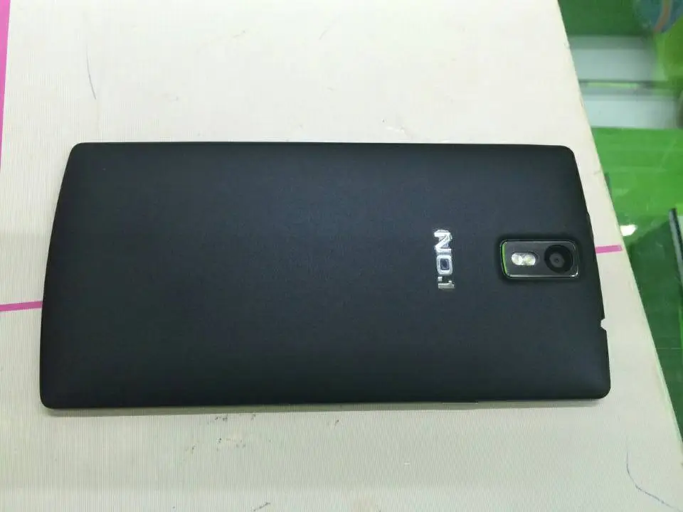 Low and behold No.1 show off their own OnePlus One clone
