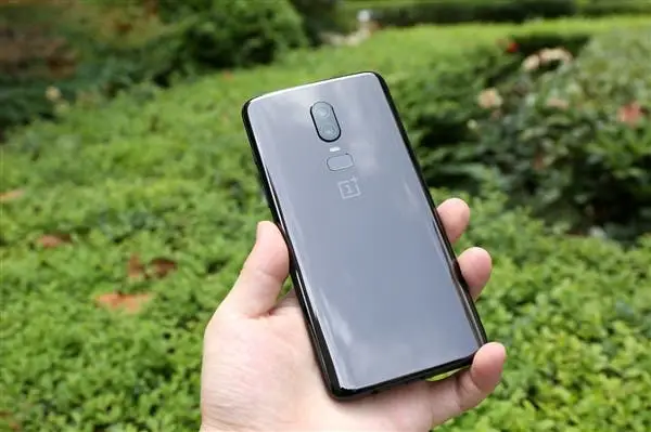 OnePlus 6 Camera Gets Update Which Includes Front Portrait Mode
