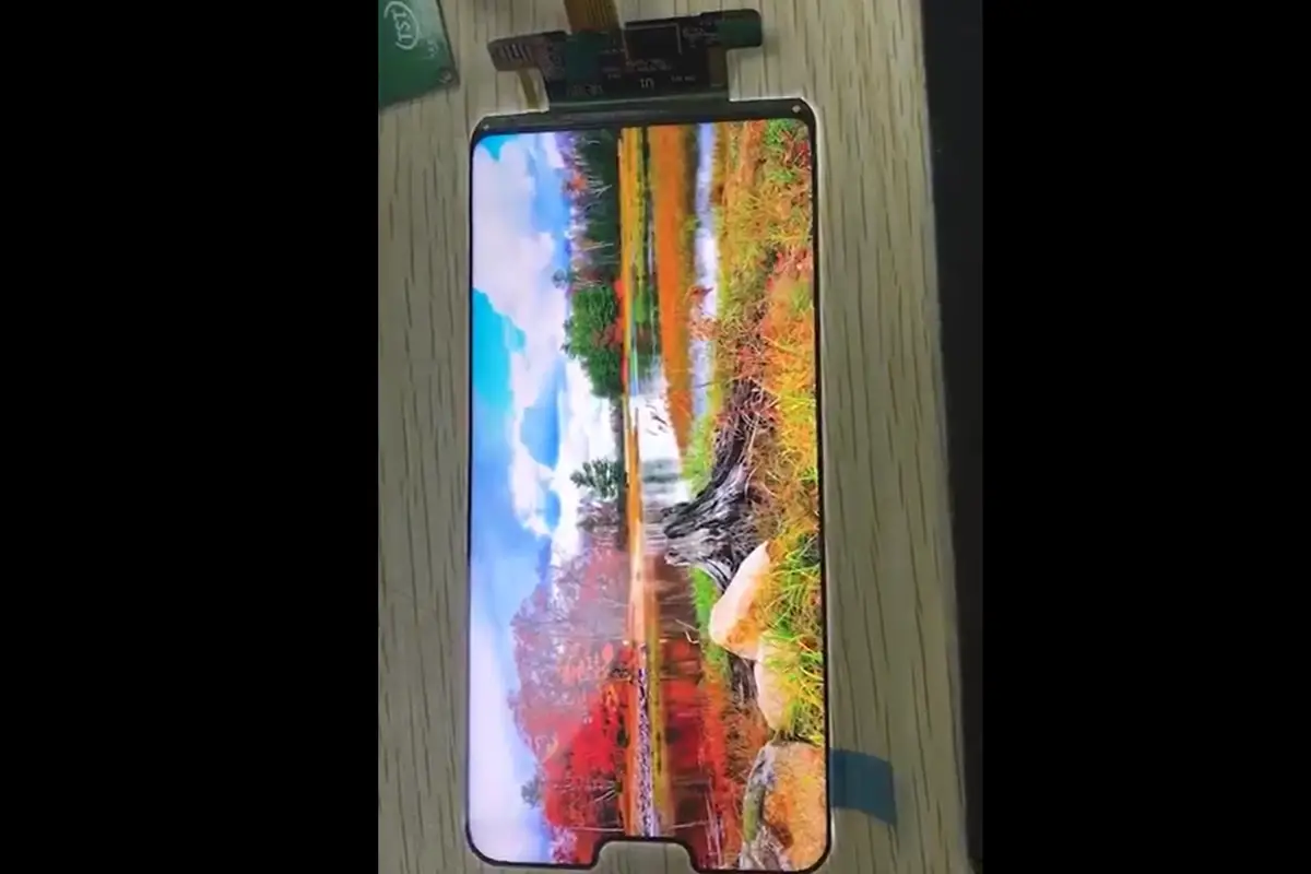 UMIDIGI Z2 with iPhone X-like Display Leaked in Photo and Video