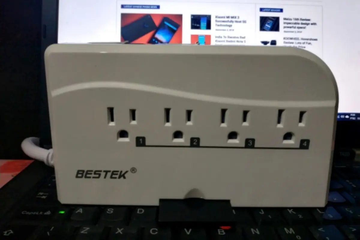 BESTEK MRJ-8002 8-Outlet Review: Take your office... everywhere