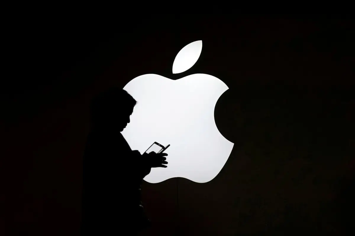 Apple hit its longest losing streak in more than six months