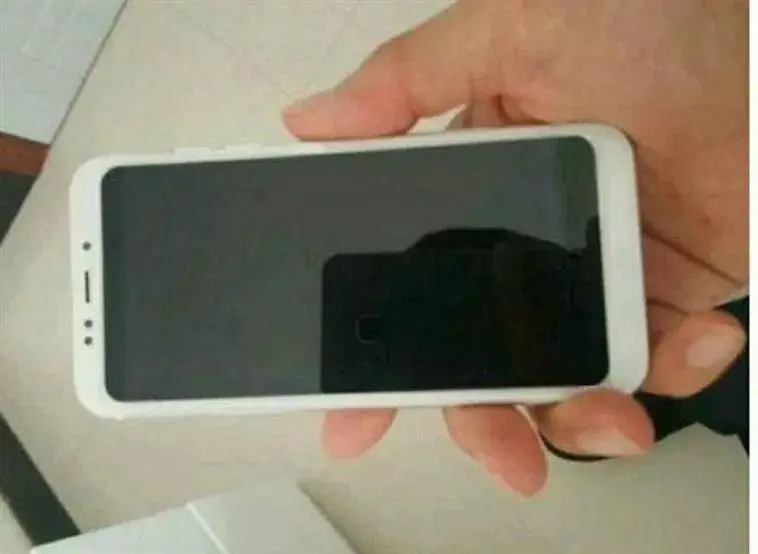 Xiaomi Redmi 5 Photo Leaks in white color!