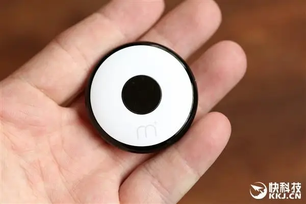 Meizu’s button remote can control most things in your home