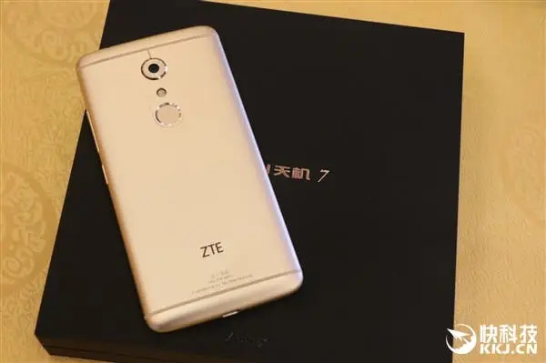 ZTE Axon 7 launched with European and US pricing