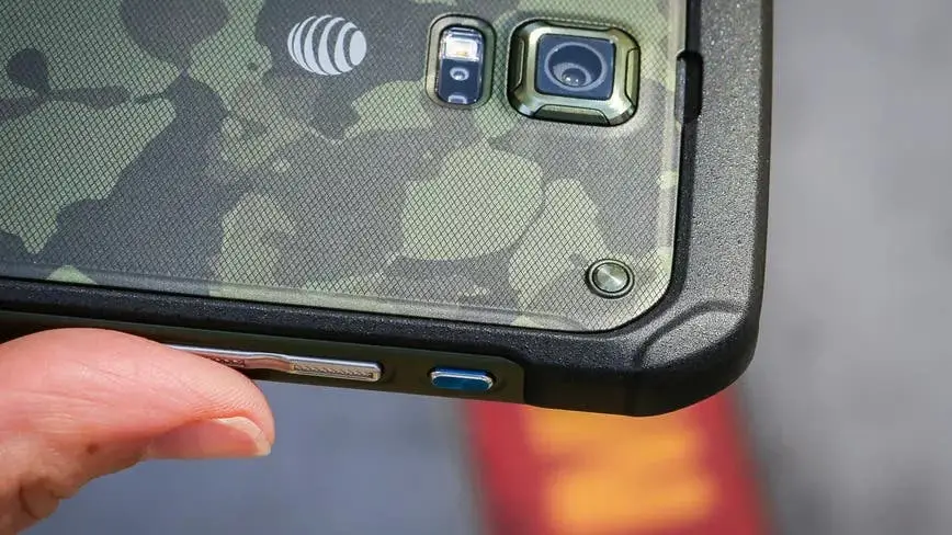Samsung Galaxy Active Rugged Smartphone Render Images Surfaces Online
