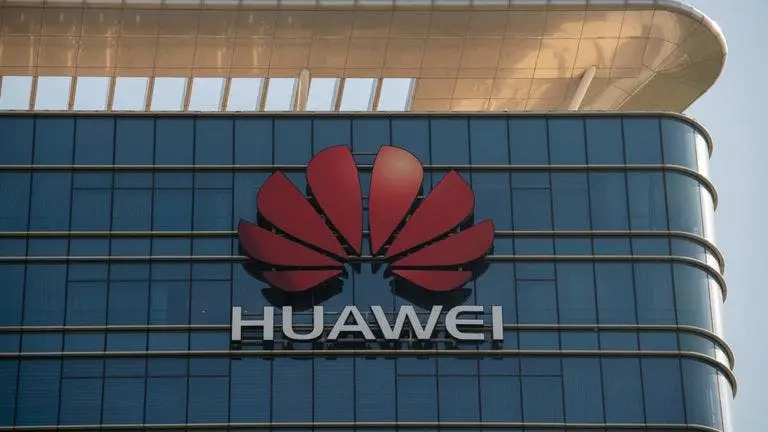 Huawei thanks Apple for the "warm-up" event preceding today's main event
