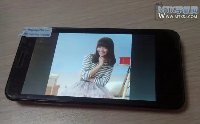 Small Cosmic X1 spy photos and benchmarks leaked