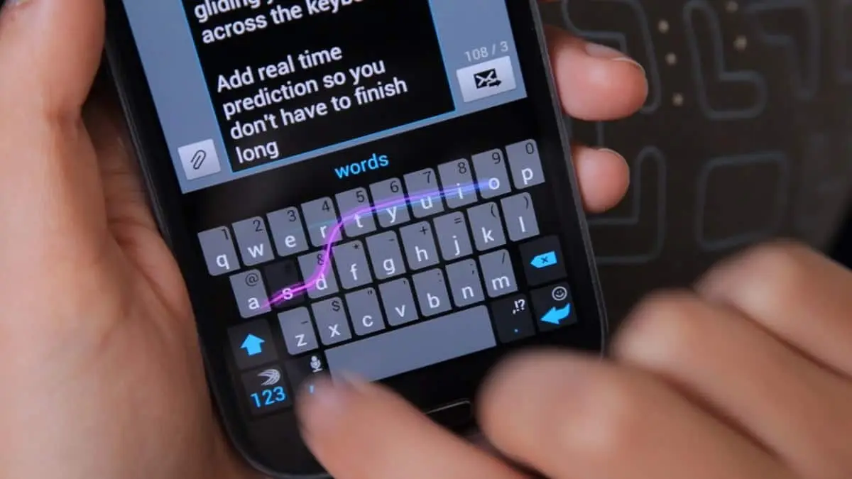 SwiftKey keyboard gets a cursor for navigating text on Android