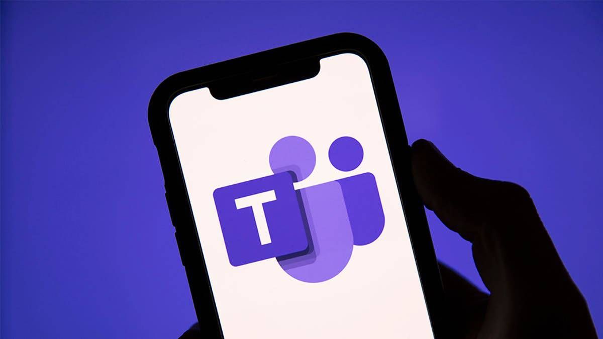 Microsoft Teams will turn any smartphone into a compact walkie-talkie