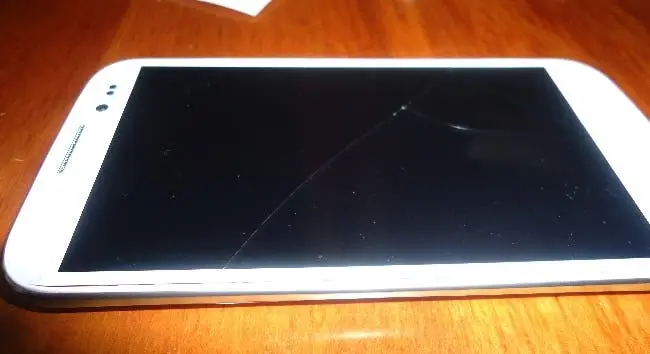 First cracked UMi X2 screen!