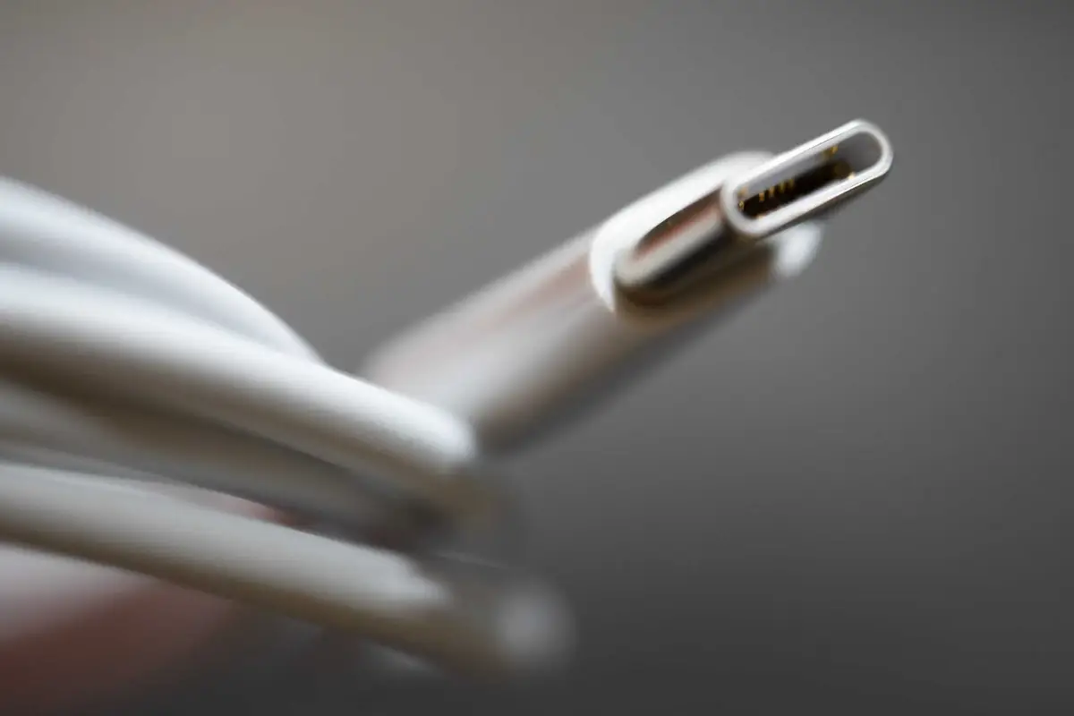 USBC 2.1 Standard Announced: 40Gbps and 240W Logos Are Clearly Seen
