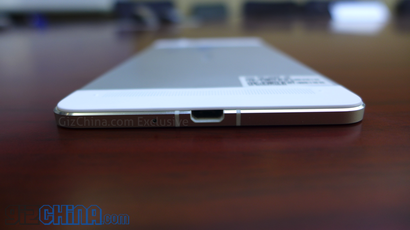 Exclusive: hands on photos with the Vivo X5 Max