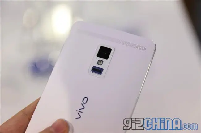Vivo Xplay 3S Full Specifications, photos and videos