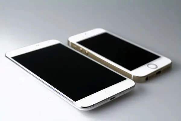 White 128GB Meizu MX3 leaked, in a toilet!